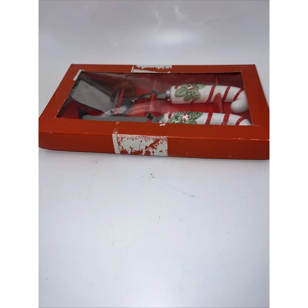Vintage Hand Painted Ceramic‎ Handled Cheese Cutting Christmas Set Of 2